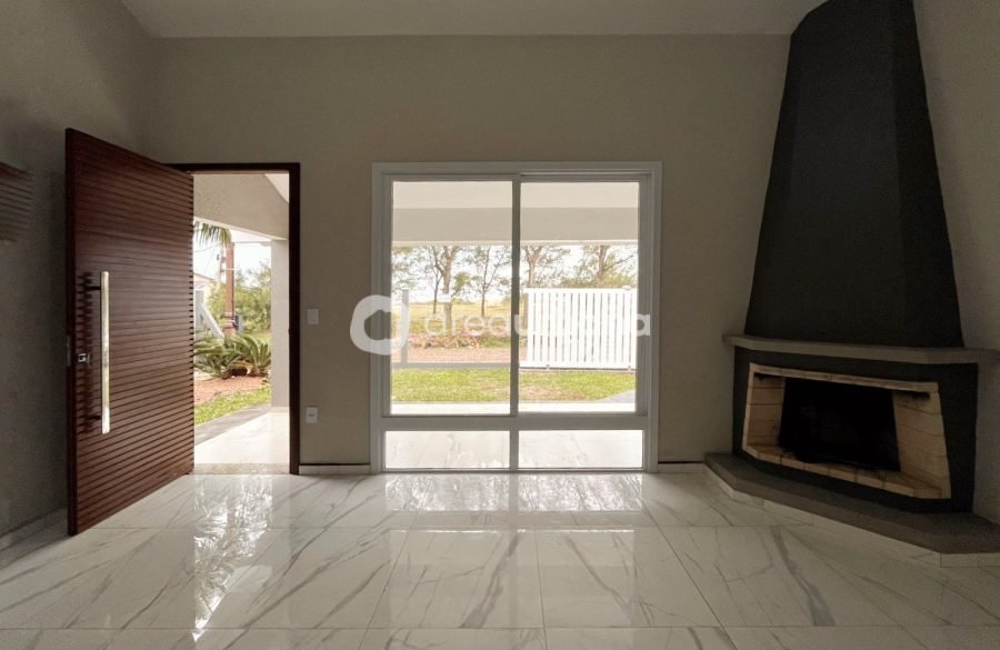 42e3b10b c53b 48be 8b75 c0b437a19605 snapseedcopy